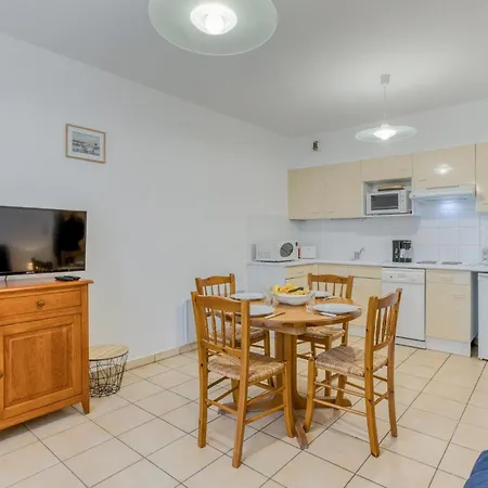 Апартаменты Cozy In With Wifi *