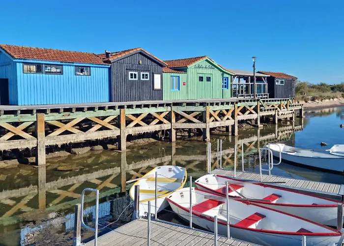 Апартаменты Cozy In With Wifi *